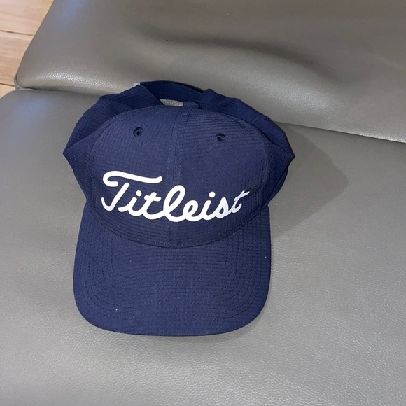 TITLEIST Golfing Cap Hat